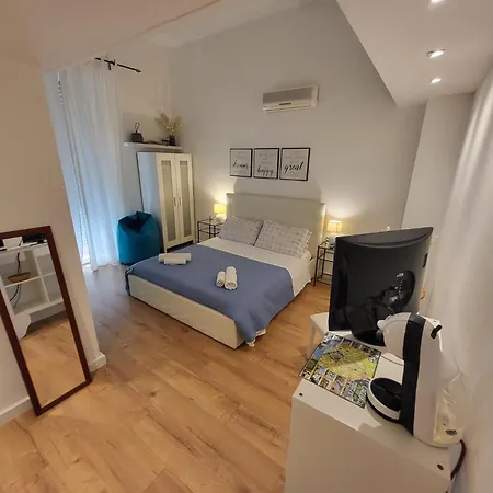 Bed & Breakfast Living Marina Cagliari