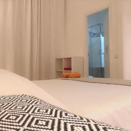 Bed & Breakfast Living