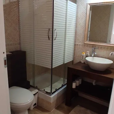 Oda ve Kahvaltı Living Marina