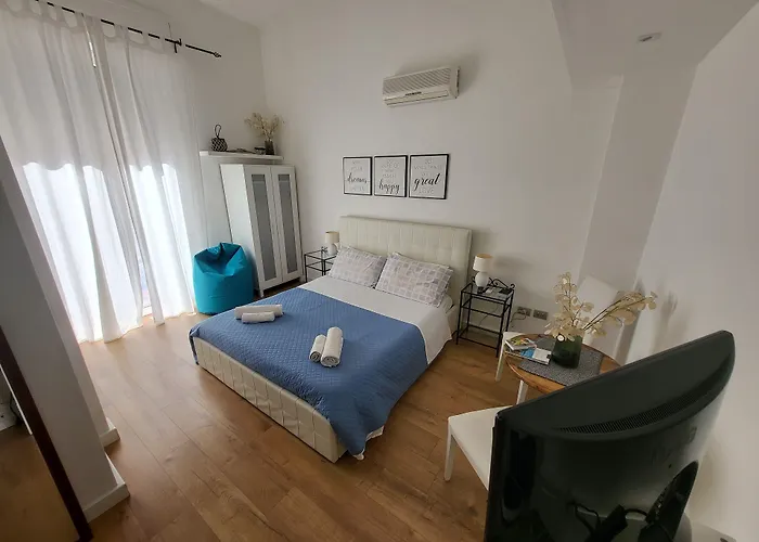 Living Marina 3* Cagliari